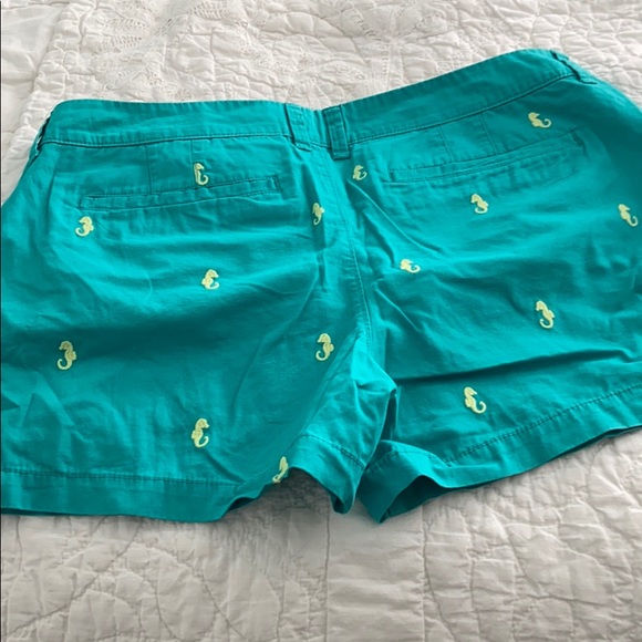 Shorts - Picture 2 of 4